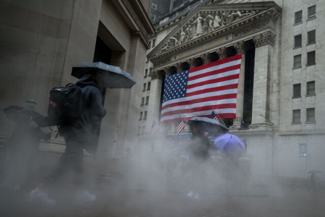 Dow Drops 785 Points as Oil Prices Surge Again