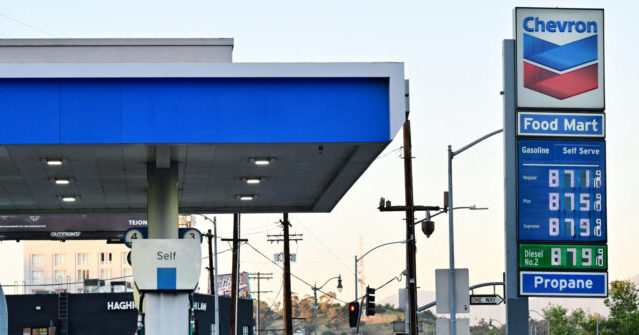 Oil Prices Briefly Touch $120 as Energy Infrastructure Becomes a Target in Iran War