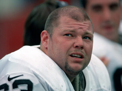 Ex-Raiders Star Center Barrett Robbins Dead at 52