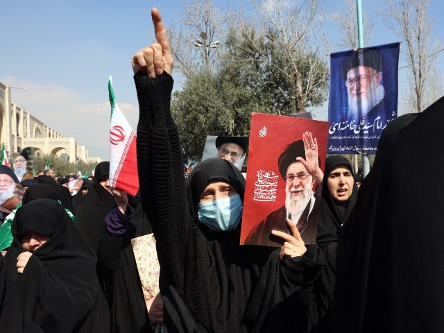 Iranians mourn Ayatollah Khamanei