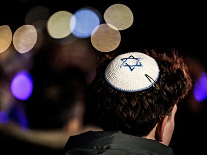 Reports: Two Jewish Men Assaulted in Milan by North African Migrants for Wearing a Kippah
