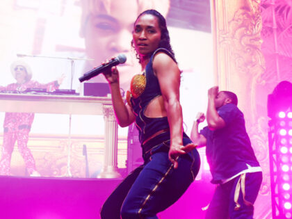 NEW YORK, NEW YORK - MAY 11: Rozonda "Chilli" Thomas of TLC perrforms during DJ