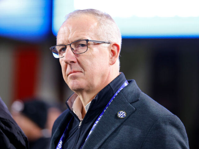 SEC Commissioner Warns of ‘Messy’ Transition in Store for College Sports