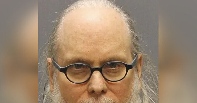 VIDEO: Judge Frees Treasure Hunter Who Refused to Share Location of 1857 Shipwreck's 500 Gold Coins