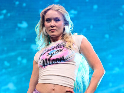 PHILADELPHIA, PENNSYLVANIA - DECEMBER 15: Zara Larsson performs during iHeartRadio Q102 