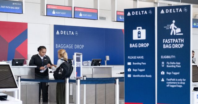 Delta Air Lines Suspends Congressional Desk Service During Shutdown