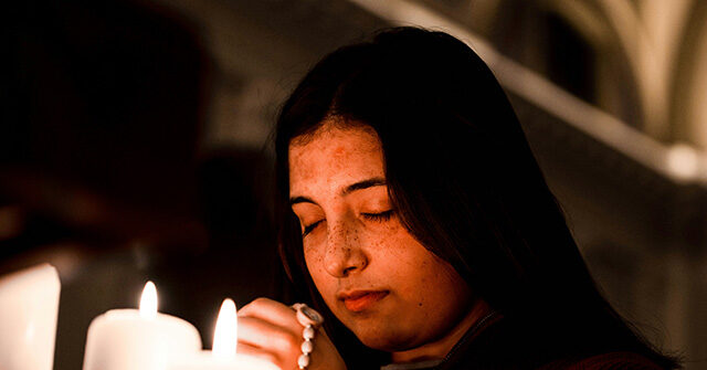 Bishop: U.S. Catholic Conversions Increasing as People Are 'Hungry for Truth'