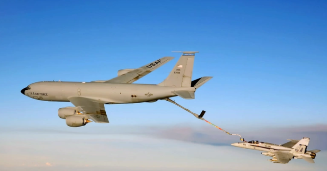 
                            Four Confirmed Dead in Crash of U.S. Air Refuelling Tanker Over Iraq