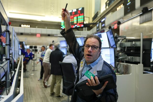Unusual bursts of trading in the oil and stock markets this week have raised suspicions so