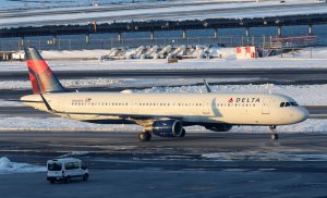 10 aviation CEO's ask Congress to fund TSA, avert air travel chaos