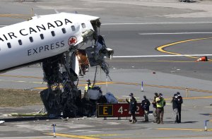 Air Canada's CEO to retire following post-crash language spat