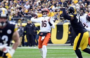 Bengals agree to 1-year deal with backup quarterback Joe Flacco