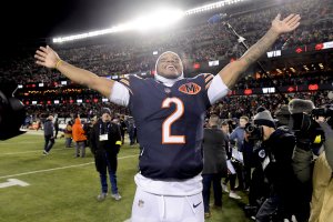 Buffalo Bills agree to trade for Chicago Bears WR D.J. Moore
