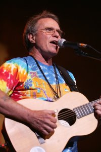 Country Joe McDonald dies at 84