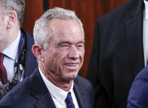 Judge blocks Kennedy's changes to vaccine schedule, CDC committee