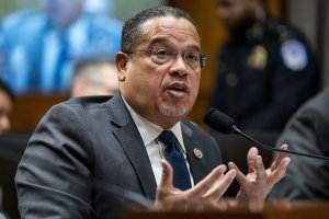 Minnesota files suit against federal government for Medicaid funds