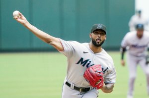 Last-minute DH Caissie, Alcantara carry Marlins past Rockies in opener
