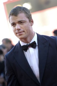 Netflix orders Season 4 of 'Night Agent'