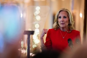 Secret Service agent on Jill Biden's detail shoots himself in leg
