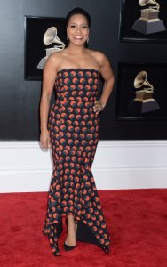 Sheinelle Jones to release book 'Through Mom's Eyes' April 14