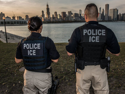 ICE agents