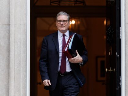 18/03/2026. London, United Kingdom. Prime Minister Keir Starmer leaves for PMQ's from 10 D
