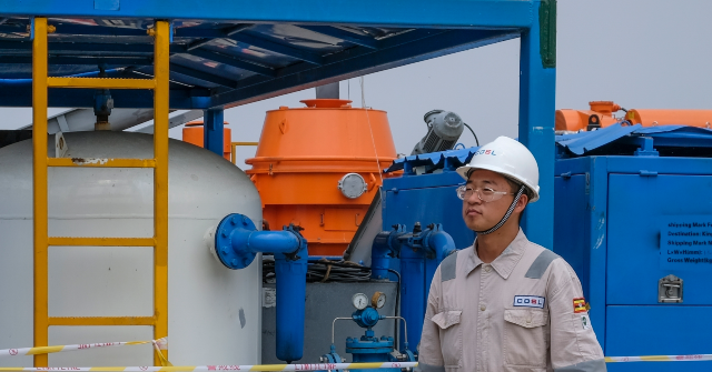 China Claims to Find Substantial Domestic Oil and Gas Fields