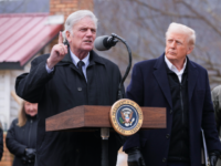 Franklin Graham: ‘I Do Not Believe President Trump Would Knowingly Depict Himself as Jesus Ch