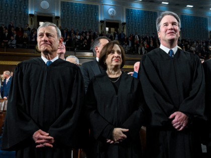 From left, Chief Justice John Roberts, Justice Elena Kagan, Justice Brett Kavanaugh and Ju