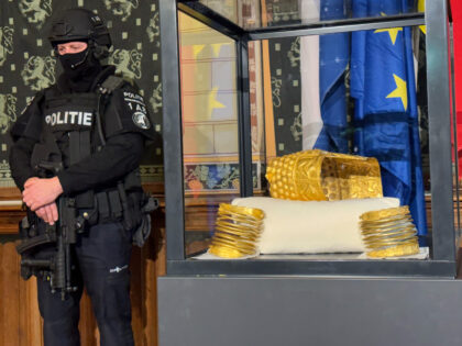 Ancient Solid Gold Dacian Civilisation Helmet Stolen From Museum is Recovered