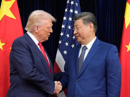 Title: Iran US Asia Image ID: 26100722581731 Article: FILE - President Donald Trump, left,