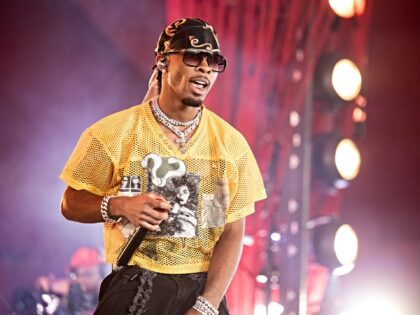 INDIO, CALIFORNIA - APRIL 18: (FOR EDITORIAL USE ONLY) d4vdperforms during the 2025 Coache