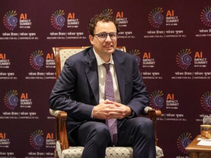 Anthropic CEO Dario Amodei Heads to White House Hoping to End Pentagon AI Fight