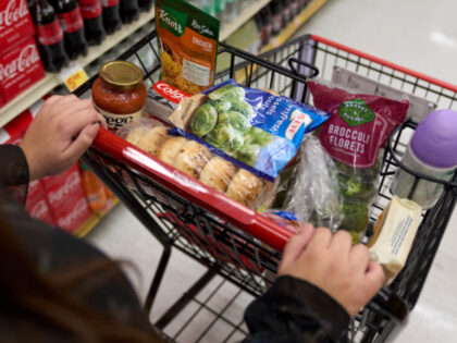 Jaqueline Benitez, who depends on California's SNAP benefits to help pay for food, shops f