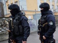 Gunman Shot Dead After Killing at Least Six, Taking Hostages in Kyiv