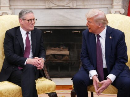 WASHINGTON, DC - FEBRUARY 27: (L-R) UK Prime Minister Sir Keir Starmer meets with U.S. Pre