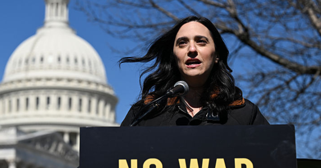 House Democrat to Impeach Pete Hegseth over Alleged War Crimes Against Iran