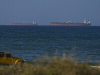 Trump Warns Iran Over Strait of Hormuz Tanker Fees