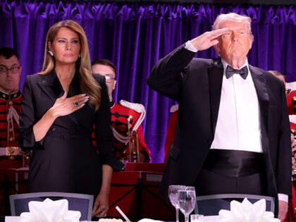 (L-R) Melania Trump and U.S. President Donald Trump attend as Mentalist Oz Pearlman hosts