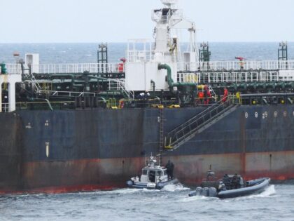Sweden Boards Russian ‘Shadow Fleet’ Tanker Accused of Oil Spill