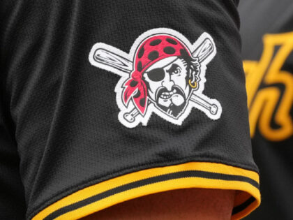 WATCH: Pirates Fans Caught in Uncomfortable, NSFW Moment