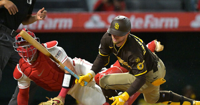 WATCH: Padres Slugger Hit in the Face with 97 MPH Fastball, Stays in Game