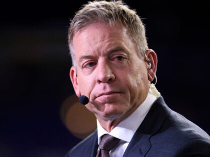 Troy Aikman’s Comments Highlight Concern Teams Have About Hiring Broadcasters