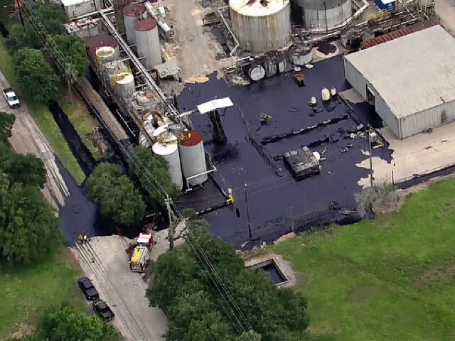 Texas Industrial Worker Burned Alive When Asphalt Tank Collapsed (Photo: Fox 26 Houston wi