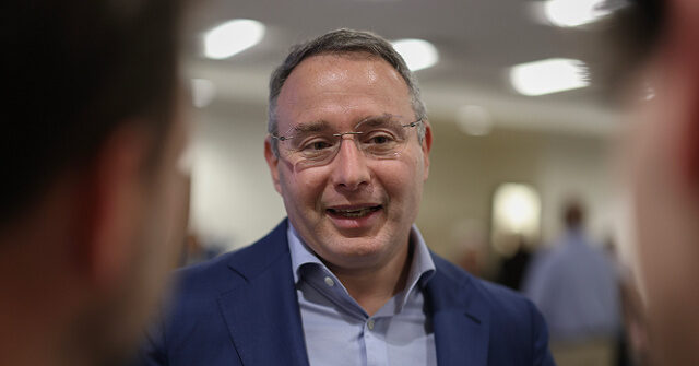 Trump Impeacher Alex Vindman Urges ‘Lower the Temperature’ After WHCD Shooting Despite Comparing MAGA to Nazis