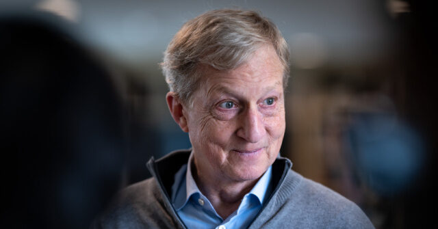 ‘He Thinks You're Stupid’: Leftwing Democrats Take Gloves Off In Fight Against Billionaire Tom Steyer