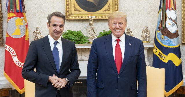 Trump: Greece Is 'Terrific' Ally, Mitsotakis ‘Terrific Guy’ and Right About Looming Deal with Iran