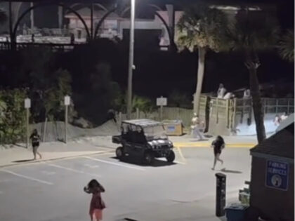 Shot Rings Out, Crowds Run After ‘Mass of Teens’ Takes Over Pier