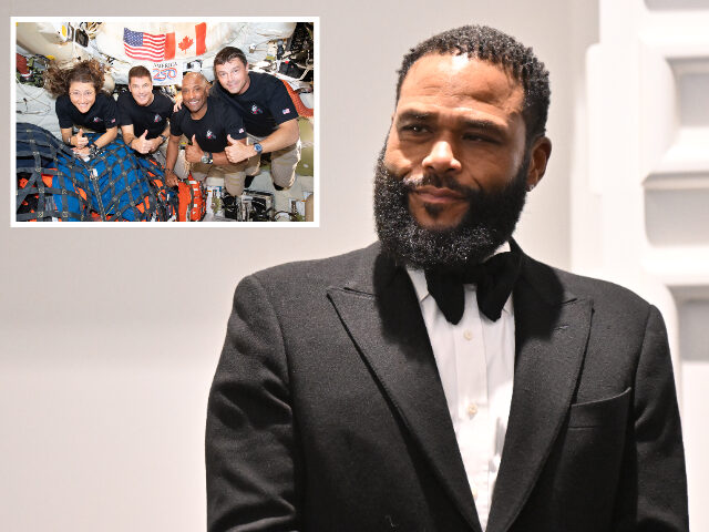 ATLANTA, GEORGIA - DECEMBER 20: Actor Anthony Anderson onstage during the 2025 UNCF Atlant