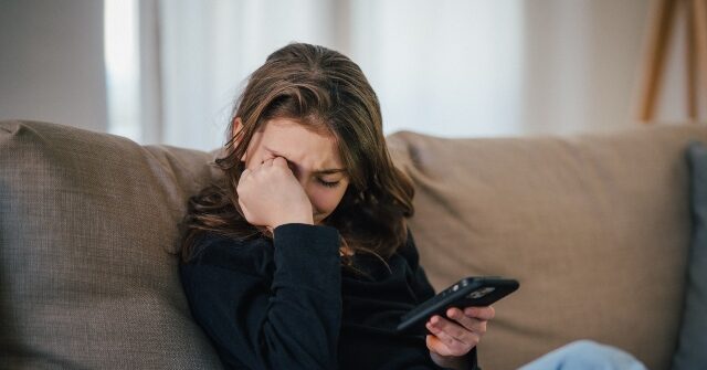 Apple and Google Continue to Offer 'Nudify' Apps that Use AI to Generate Deepfake Porn